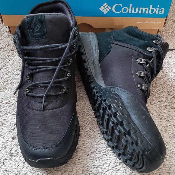Columbia  Fairbanks MID  (Size 13) Color Black - Picture 2 of 4